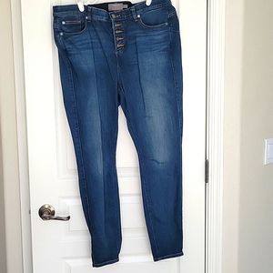 Torrid Bombshell Skinny Jeans, Bottonfly, Dark Rinse (Size 16R)
